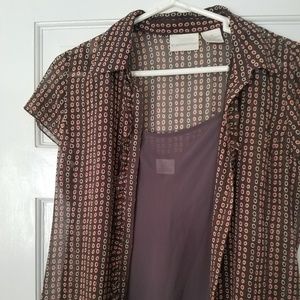 Adorable v neck blouse